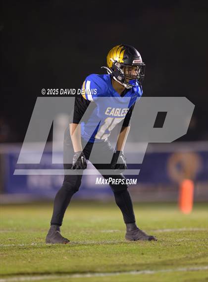 Thumbnail 3 in Bakersfield Christian vs La Habra (CIF SoCal Regional Div 2-AA) photogallery.