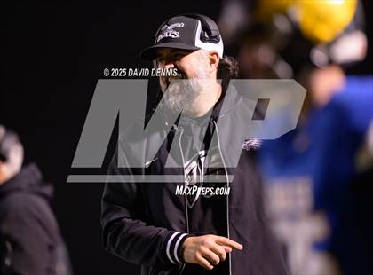 Thumbnail 3 in Bakersfield Christian vs La Habra (CIF SoCal Regional Div 2-AA) photogallery.