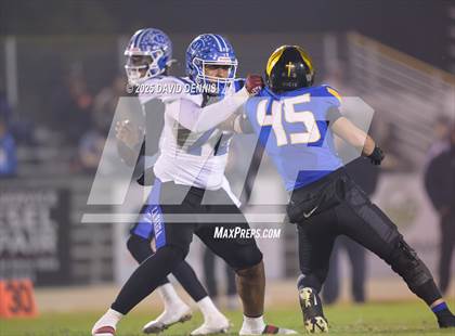 Thumbnail 1 in Bakersfield Christian vs La Habra (CIF SoCal Regional Div 2-AA) photogallery.