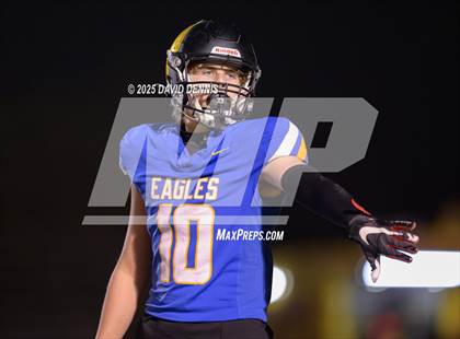 Thumbnail 3 in Bakersfield Christian vs La Habra (CIF SoCal Regional Div 2-AA) photogallery.