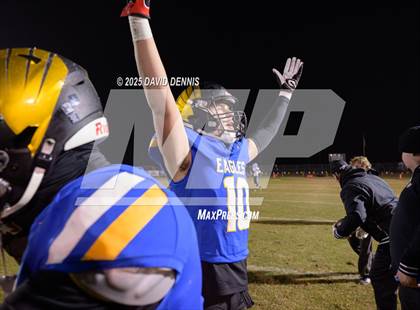 Thumbnail 2 in Bakersfield Christian vs La Habra (CIF SoCal Regional Div 2-AA) photogallery.