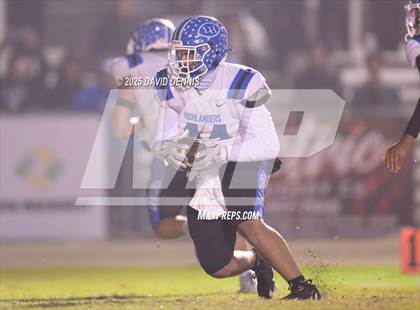 Thumbnail 2 in Bakersfield Christian vs La Habra (CIF SoCal Regional Div 2-AA) photogallery.