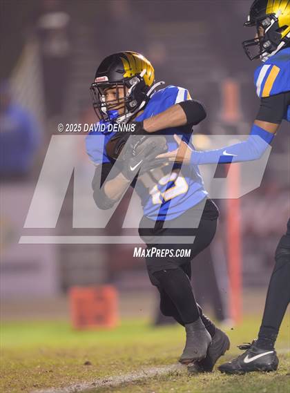 Thumbnail 2 in Bakersfield Christian vs La Habra (CIF SoCal Regional Div 2-AA) photogallery.