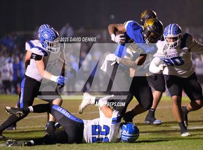 Thumbnail 2 in Bakersfield Christian vs La Habra (CIF SoCal Regional Div 2-AA) photogallery.