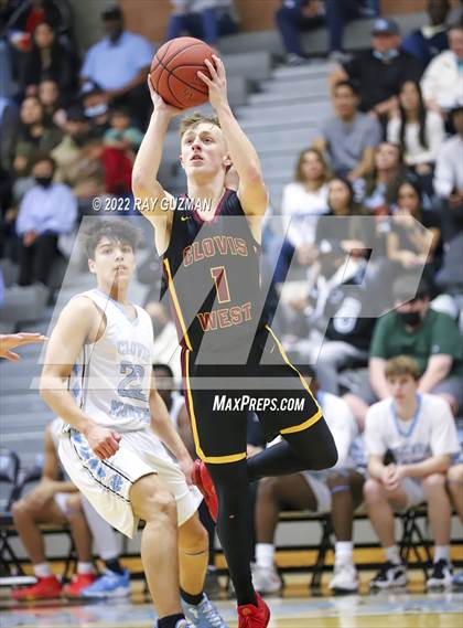 Thumbnail 3 in Clovis West @ Clovis North photogallery.