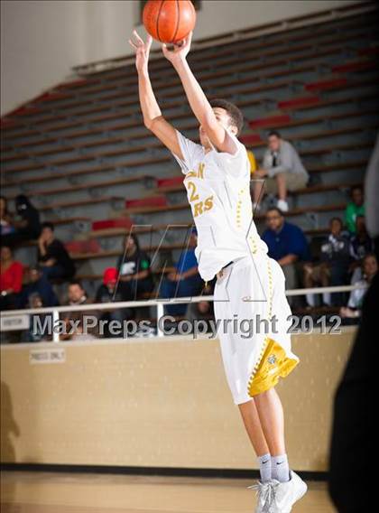 Thumbnail 2 in South Oak Cliff vs. Bryan Adams (UIL 4A Bi-District Playoffs) photogallery.