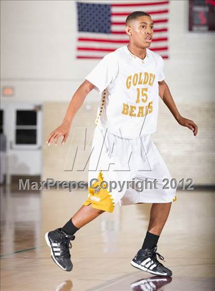 Thumbnail 2 in South Oak Cliff vs. Bryan Adams (UIL 4A Bi-District Playoffs) photogallery.