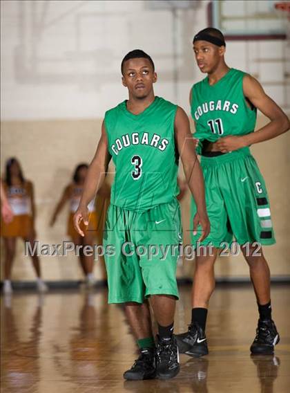 Thumbnail 2 in South Oak Cliff vs. Bryan Adams (UIL 4A Bi-District Playoffs) photogallery.