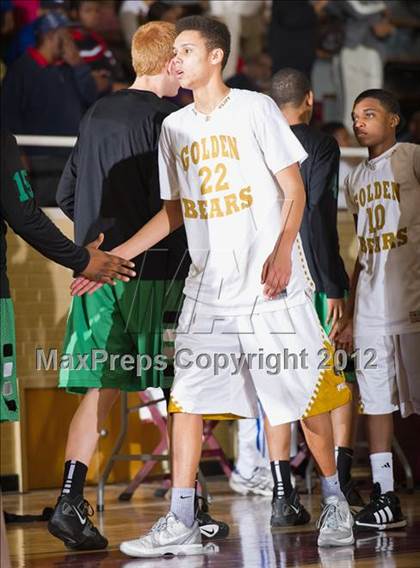 Thumbnail 3 in South Oak Cliff vs. Bryan Adams (UIL 4A Bi-District Playoffs) photogallery.