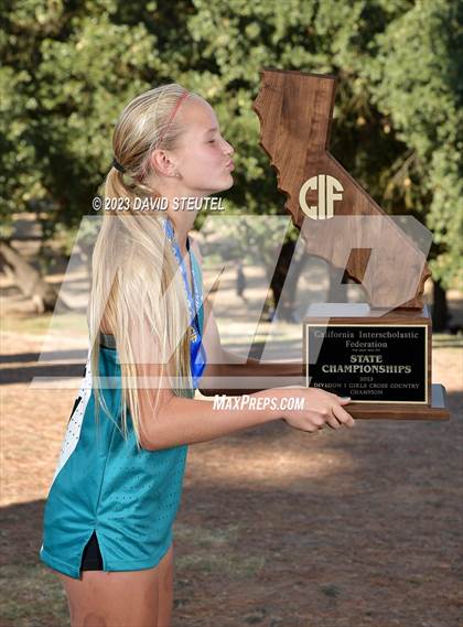 Thumbnail 1 in CIF State Cross Country Championships (Girls Awards) photogallery.