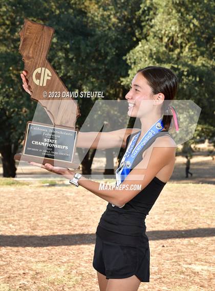 Thumbnail 3 in CIF State Cross Country Championships (Girls Awards) photogallery.