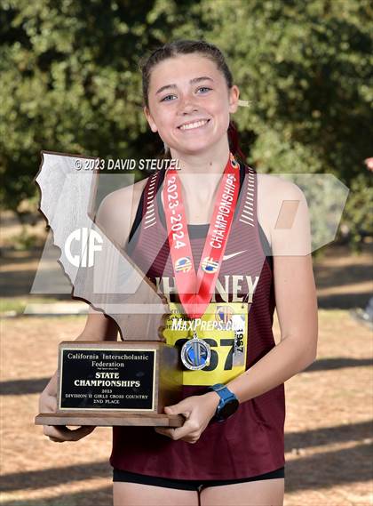 Thumbnail 2 in CIF State Cross Country Championships (Girls Awards) photogallery.