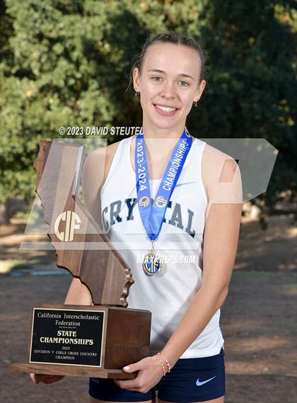 Thumbnail 3 in CIF State Cross Country Championships (Girls Awards) photogallery.