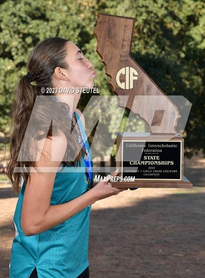 Thumbnail 1 in CIF State Cross Country Championships (Girls Awards) photogallery.