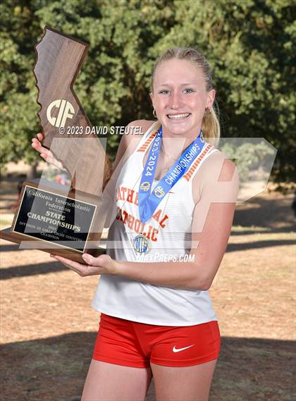 Thumbnail 3 in CIF State Cross Country Championships (Girls Awards) photogallery.