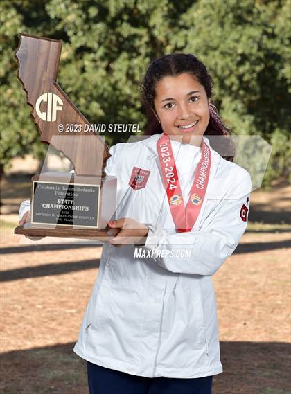 Thumbnail 3 in CIF State Cross Country Championships (Girls Awards) photogallery.