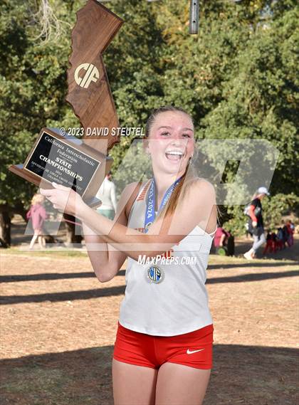 Thumbnail 1 in CIF State Cross Country Championships (Girls Awards) photogallery.