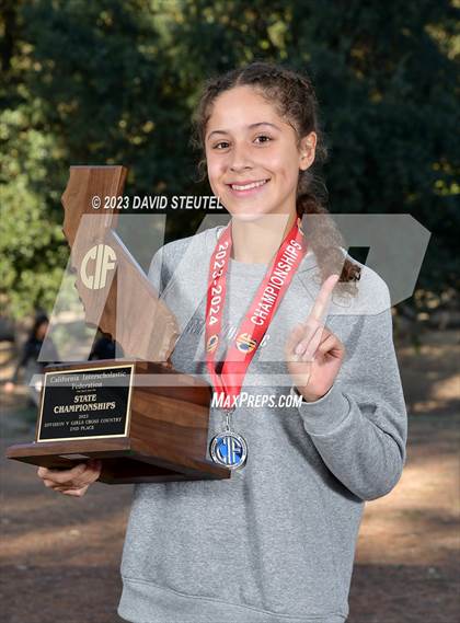 Thumbnail 2 in CIF State Cross Country Championships (Girls Awards) photogallery.