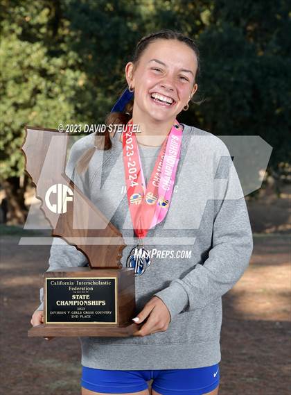 Thumbnail 1 in CIF State Cross Country Championships (Girls Awards) photogallery.