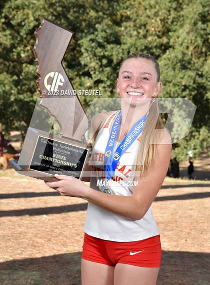Thumbnail 3 in CIF State Cross Country Championships (Girls Awards) photogallery.