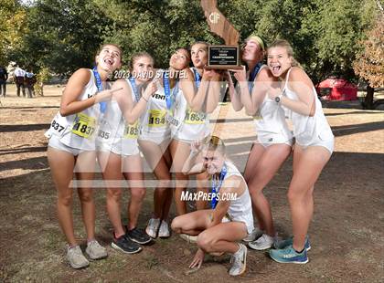 Thumbnail 1 in CIF State Cross Country Championships (Girls Awards) photogallery.