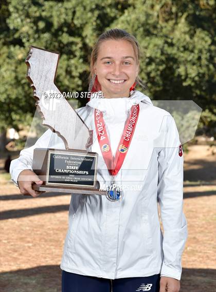 Thumbnail 3 in CIF State Cross Country Championships (Girls Awards) photogallery.