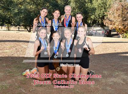 Thumbnail 1 in CIF State Cross Country Championships (Girls Awards) photogallery.