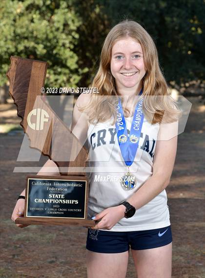 Thumbnail 3 in CIF State Cross Country Championships (Girls Awards) photogallery.
