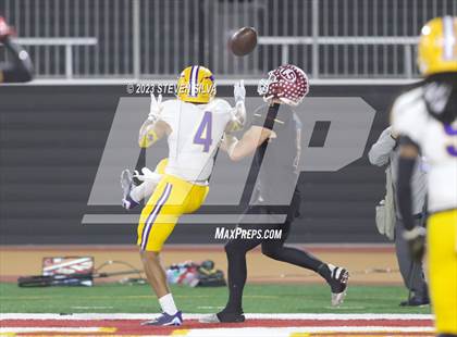 Thumbnail 3 in Grant vs. La Serna (CIF Division 2-AA State Final) photogallery.