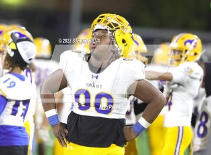 Thumbnail 2 in Grant vs. La Serna (CIF Division 2-AA State Final) photogallery.