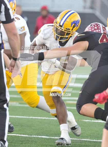Thumbnail 1 in Grant vs. La Serna (CIF Division 2-AA State Final) photogallery.