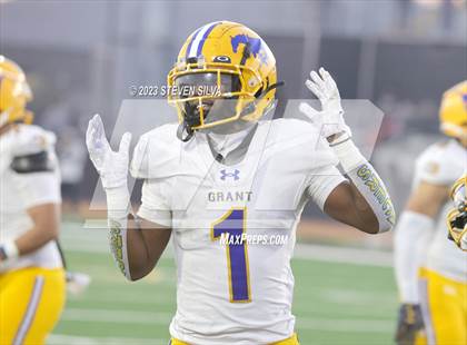 Thumbnail 2 in Grant vs. La Serna (CIF Division 2-AA State Final) photogallery.