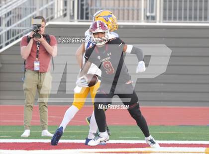 Thumbnail 3 in Grant vs. La Serna (CIF Division 2-AA State Final) photogallery.