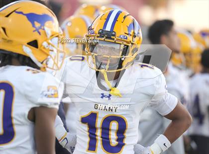 Thumbnail 1 in Grant vs. La Serna (CIF Division 2-AA State Final) photogallery.