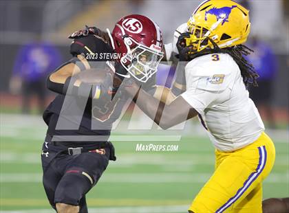 Thumbnail 3 in Grant vs. La Serna (CIF Division 2-AA State Final) photogallery.