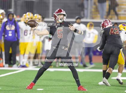 Thumbnail 1 in Grant vs. La Serna (CIF Division 2-AA State Final) photogallery.