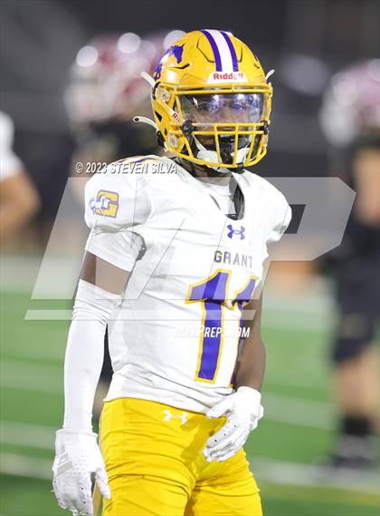 Thumbnail 2 in Grant vs. La Serna (CIF Division 2-AA State Final) photogallery.