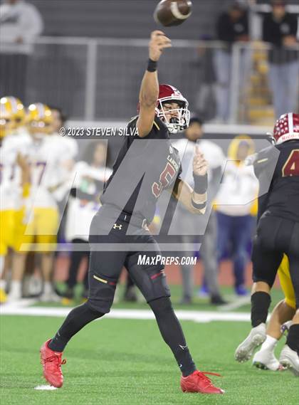 Thumbnail 2 in Grant vs. La Serna (CIF Division 2-AA State Final) photogallery.