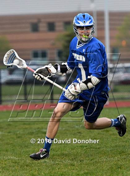 Thumbnail 2 in Walled Lake Western vs. Salem photogallery.