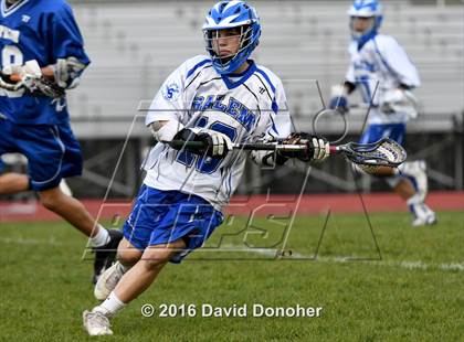 Thumbnail 2 in Walled Lake Western vs. Salem photogallery.