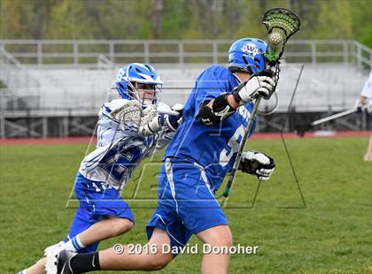 Thumbnail 2 in Walled Lake Western vs. Salem photogallery.