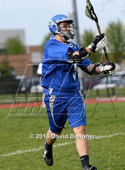 Thumbnail 2 in Walled Lake Western vs. Salem photogallery.