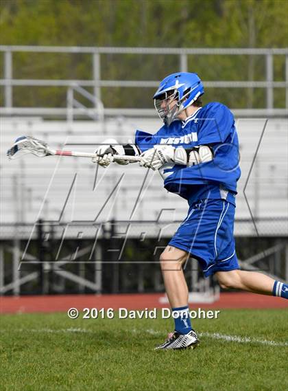 Thumbnail 3 in Walled Lake Western vs. Salem photogallery.