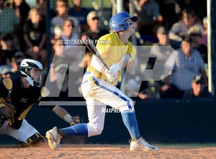 Thumbnail 1 in Berwick vs. Buckeye (LHSAA 3A Quarterfinal) photogallery.