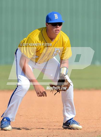 Thumbnail 3 in Berwick vs. Buckeye (LHSAA 3A Quarterfinal) photogallery.
