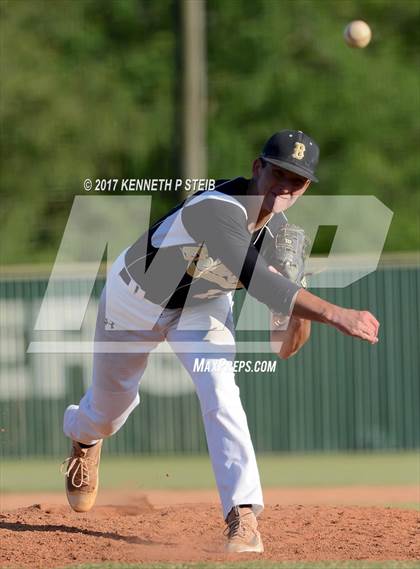 Thumbnail 1 in Berwick vs. Buckeye (LHSAA 3A Quarterfinal) photogallery.