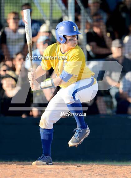 Thumbnail 2 in Berwick vs. Buckeye (LHSAA 3A Quarterfinal) photogallery.