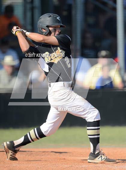 Thumbnail 2 in Berwick vs. Buckeye (LHSAA 3A Quarterfinal) photogallery.