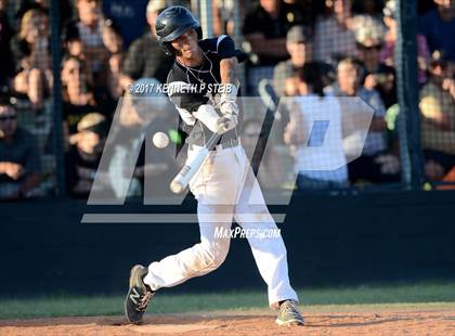 Thumbnail 2 in Berwick vs. Buckeye (LHSAA 3A Quarterfinal) photogallery.