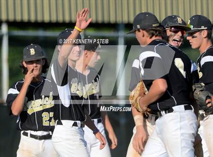 Thumbnail 1 in Berwick vs. Buckeye (LHSAA 3A Quarterfinal) photogallery.
